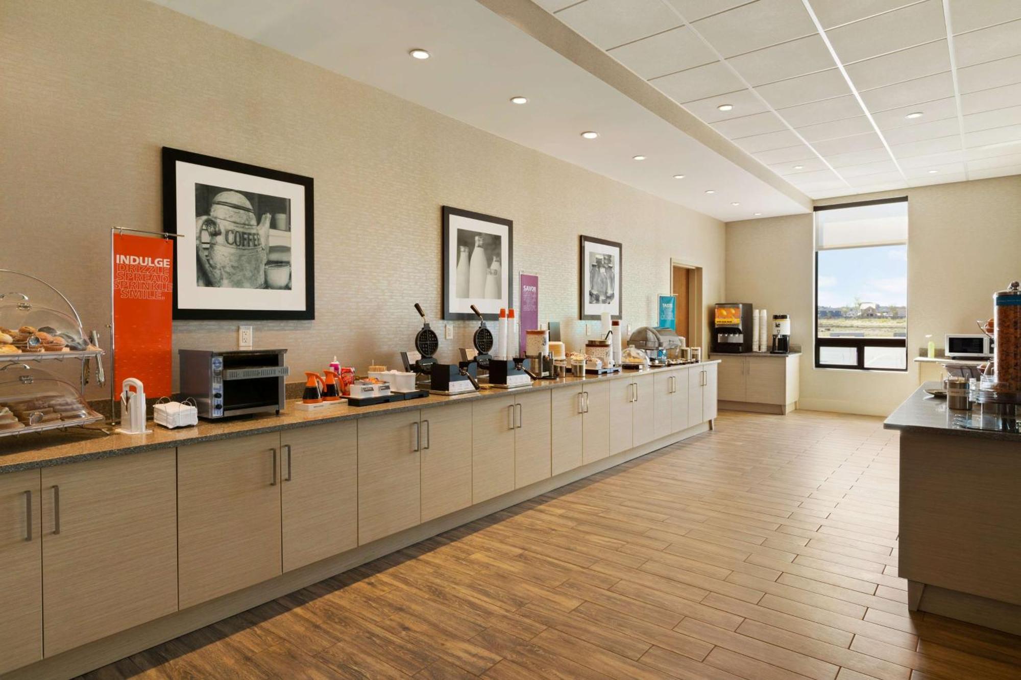Hampton Inn By Hilton Edmonton/Sherwood Park Exteriör bild